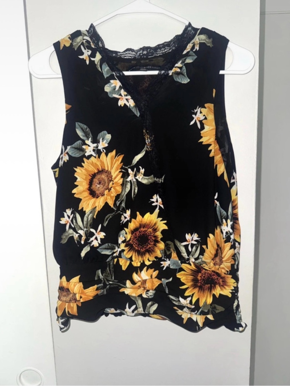 White House Black Market Floral Sunflower Smocked Waist Tank Top M Petite